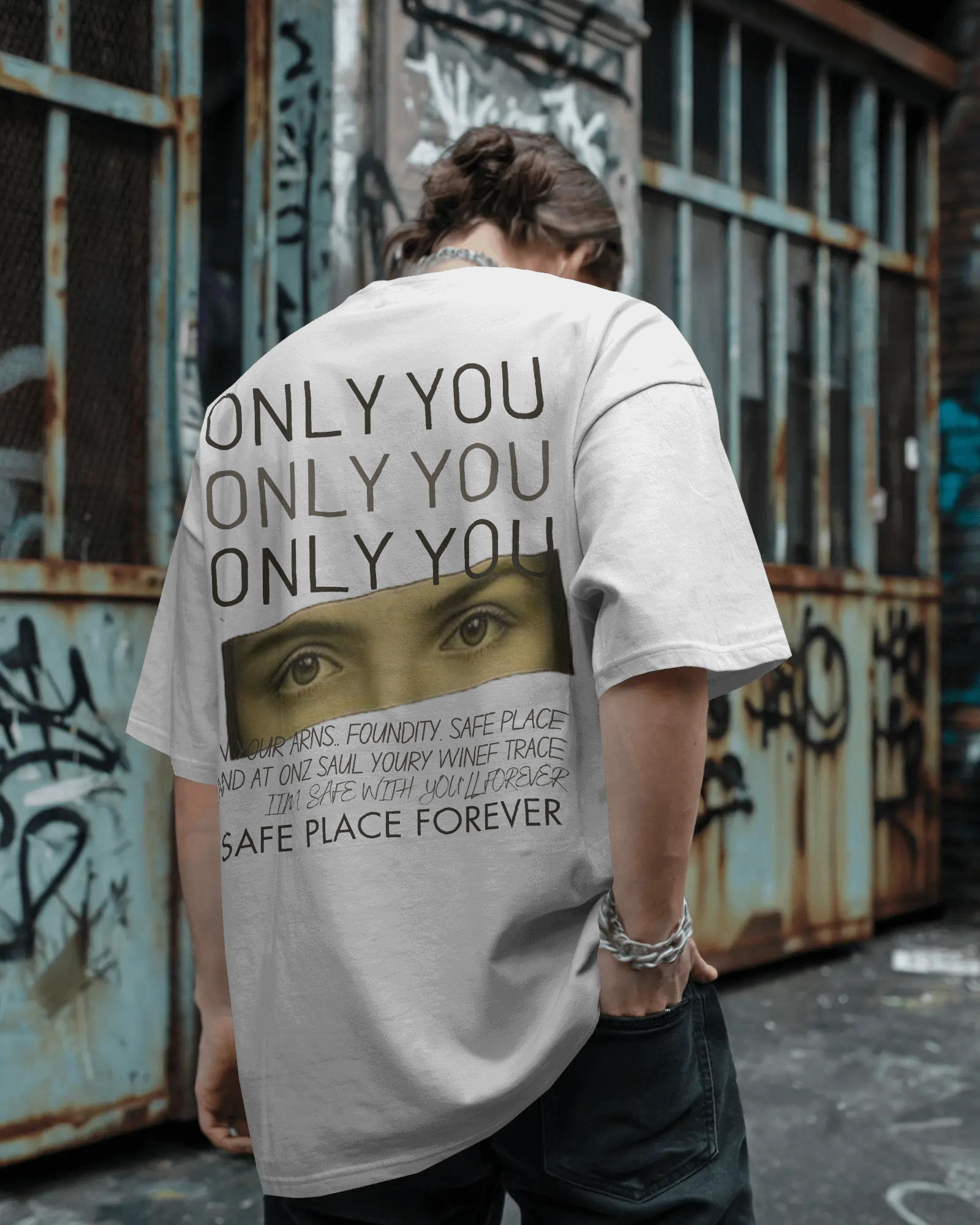 100% premium cotton graphics oversize tee