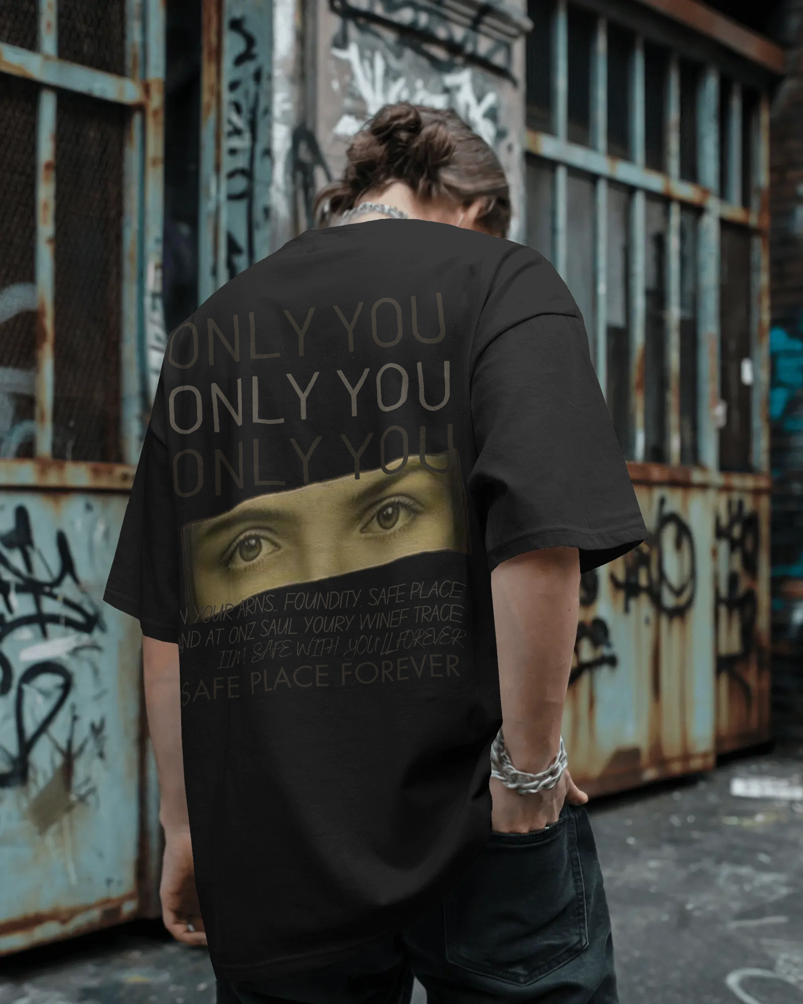 100% premium cotton graphics oversize tee